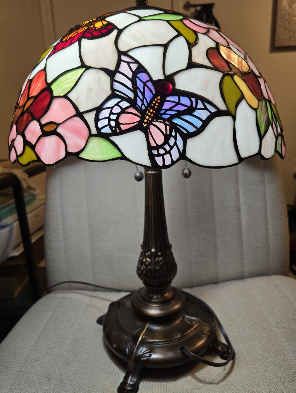 Dale Tiffany Butterfly Stained Glass Bronze Table Lamp